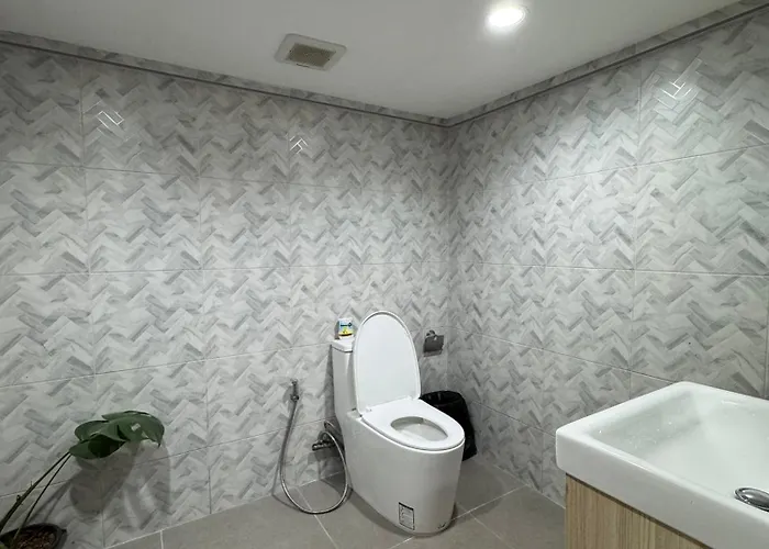 Хостел Twenty Two Place - Sukhumvit 22 *
