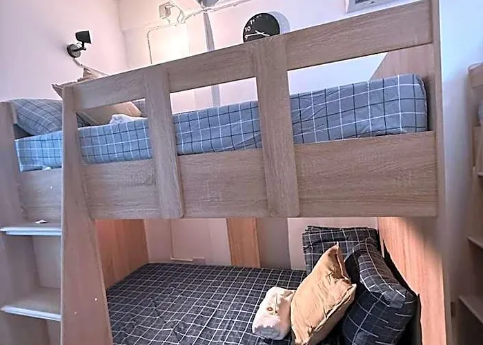 Хостел Twenty Two Place - Sukhumvit 22